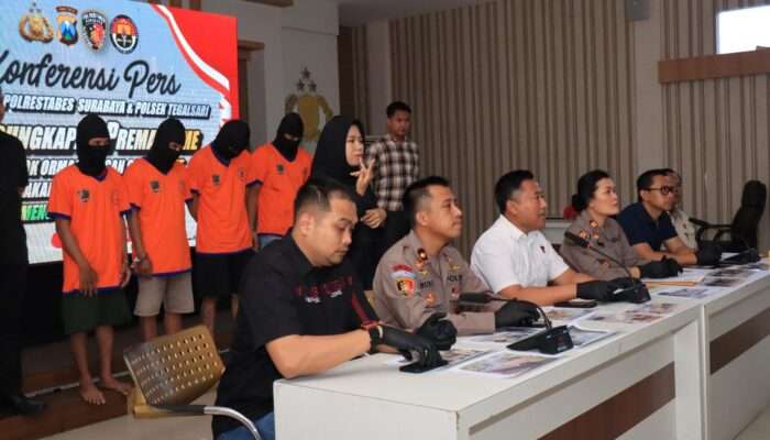 Polrestabes Surabaya Amankan Lima Orang Preman Mengaku Ormas yang Kuasai Lahan Kosong Milik Warga