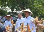 Kepala Lapas Batang Hadir Dalam Panen Raya Jagung dan Penebaran Benih Ikan Nila Bersama Menteri Imigrasi dan Pemasyarakatan