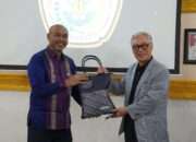 Perkuat Kolaborasi Global, Rektor UHT Terima Kunjungan Delegasi Wonkwang University Korea Selatan