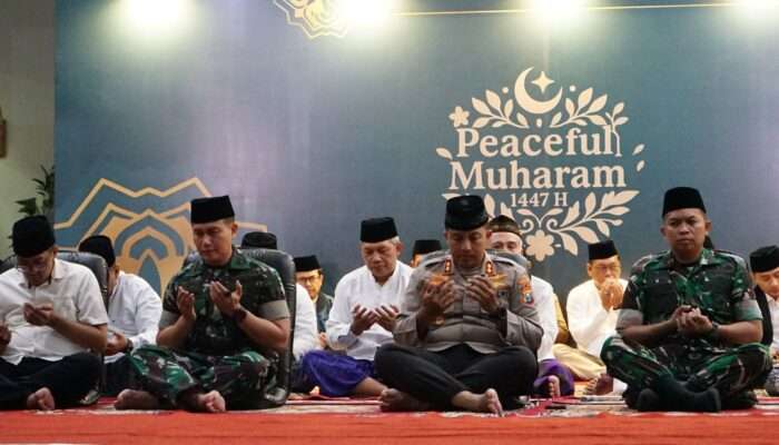 Bersama Lebih Dari 27 Ribu Jamaah, Mbak Wali Ikuti Istighotsah dan Doa Bersama Sambut Awal Tahun 1.447 Hijriah