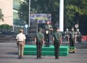 Upacara Bendera 17an : Pangdam V/Brawijaya Ajak Prajurit dan PNS TNI Tingkatkan Profesionalisme dan Disiplin