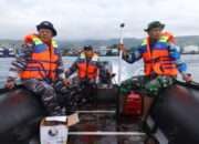 Gerak Cepat Prajurit Lanal Banyuwangi Koarmada II Dalam Pencarian Korban KMP Tunu Pratama Jaya Yang Tenggelam Di Selat Bali