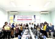 FISIP UHT Latih Pelaku UMKM Sukolilo Susun Proposal dan Surat Penawaran Produk