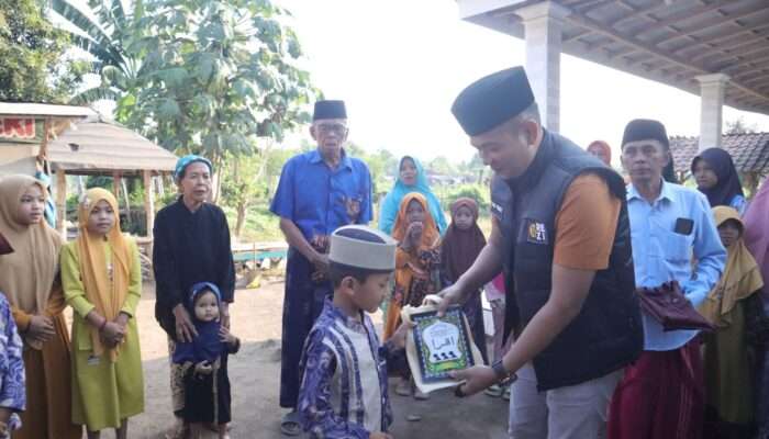 Ziarah ke Makam Pahlawan Nasional dan Beri Bantuan Guru Ngaji Warnai Hari Juang Polri di Situbondo