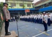 Pesan Kasat Binmas Polres Tanjung Perak di SMPN 7 Surabaya : Jauhi Narkoba dan Judi Online