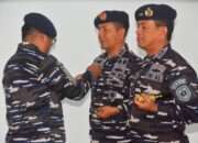 Pangkoarmada II Terima Brevet Kehormatan Kesehatan Penyelaman dan Hiperbarik