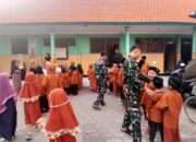 Satgas TMMD ke-126 Kodim 0816/Sidoarjo Tanamkan Disiplin dan Cinta Tanah Air Sejak Usia Dini di Desa Kedondong