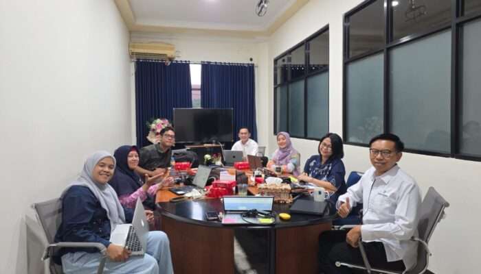 Dorong Kebijakan Berbasis Riset, Unair dan Institusi Mitra Teliti Minat Siswa Jadi Perawat