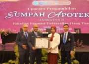 Fakultas Farmasi Universitas Hang Tuah Cetak 30 Apoteker Profesional