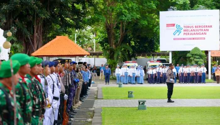 Dipimpin Bupati Ipuk, Upacara Hari Pahlawan di Banyuwangi Berlangsung Khidmat
