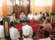 Kapolres Nganjuk, mempererat tali silaturahmi dengan Safari Jum at di masjid Baitul Atqiya’ Desa Pisang