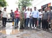 Bupati Subandi Sidak Jalan Rusak di Bluru Kidul, Pastikan Betonisasi 1,6 Km Usai Lebaran 2026