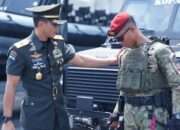 Kasdam V/Brawijaya Tunjukkan Sinergi Matra pada Upacara Hari Armada RI Tahun 2025