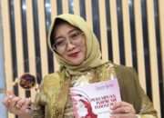 Dosen FKG Universitas Hang Tuah Raih Anugerah Perempuan Inspirasi Indonesia 2025