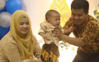 Tedhak Siten dan Aqiqoh : Langkah Pertama Anak dalam Tradisi Jawa yang Penuh Makna dan Harapan Masa Depan Terbaik