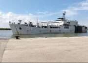 Sandar Di Belawan, KRI Teluk Banten-516 Debarkasi Bantuan Kemanusiaan untuk Korban Bencana Alam Aceh