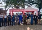 Dukung Pos Pam Nataru, Babinsa Amankan Keberangkatan KMP Ekspres Bahari di Bawean