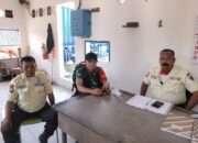 Babinsa Menganti Perkuat Sinergi Keamanan dengan Satpam Perusahaan