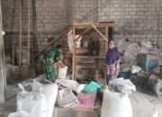 Babinsa Desa Lasem Bangun Kedekatan dengan Pelaku Penggilingan Padi