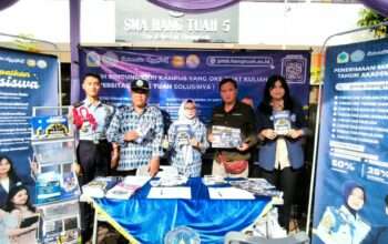UHT Kenalkan Kampus Laut Biru dan Jalur Beasiswa di Campus Expo SMA Hang Tuah 5 Sidoarjo