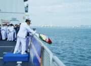 Peringati Hari Dharma Samudra 2026, Dankodaeral V Pimpin Upacara Tabur Bunga di atas KRI Brawijaya-320