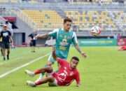Persebaya Akhiri Putaran Pertama dengan Kemenangan Tipis atas Malut United
