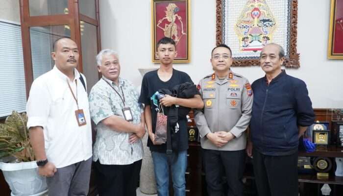 Aksi di Depan Mapolda DIY Telah Kondusif, 3 Mahasiswa Yang diamankan Diserahkan Ke Pihak Rektorat