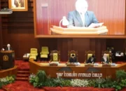 Gubernur Jatim Sampaikan Nota Raperda Penyertaan Modal untuk Perseroda Jamkrida