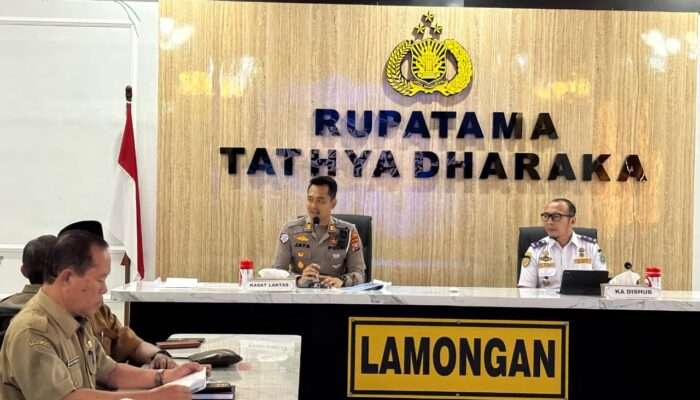 Polres Lamongan Atensi Perlintasan Kereta Api Sebidang Jelang Operasi Ketupat Semeru 2026