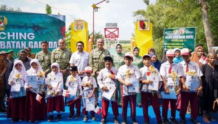 Pangdam V/Brawijaya Hadiri Launching 200 Jembatan Perintis Garuda Bersama Kasad di Nganjuk