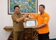 Pemkab Sidoarjo Terima Penghargaan Atas Dukungan pada Operasi SAR Bangunan Runtuh di Ponpes Al-Khoziny Kab. Sidoarjo