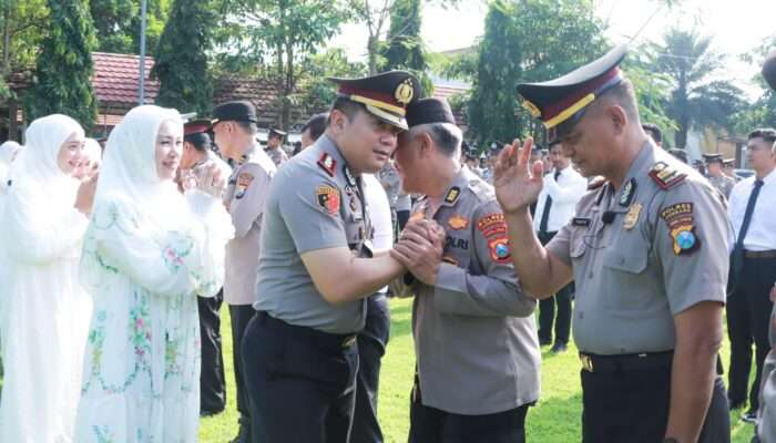 Polres Jombang Gelar Apel Pagi dan Halalbihalal, Perkuat Soliditas Pasca Idulfitri