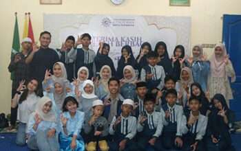 Kementerian Kesehatan BEM Universitas Hang Tuah Melaksanakan Kegiatan Buka Puasa Bersama di Panti Asuhan Muhammadiyah Kenjeran