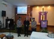 Polisi Sidoarjo Amankan Ibadah Jumat Agung