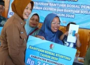 Pemkab Bojonegoro Salurkan Bansos Senilai Rp8,32 Miliar